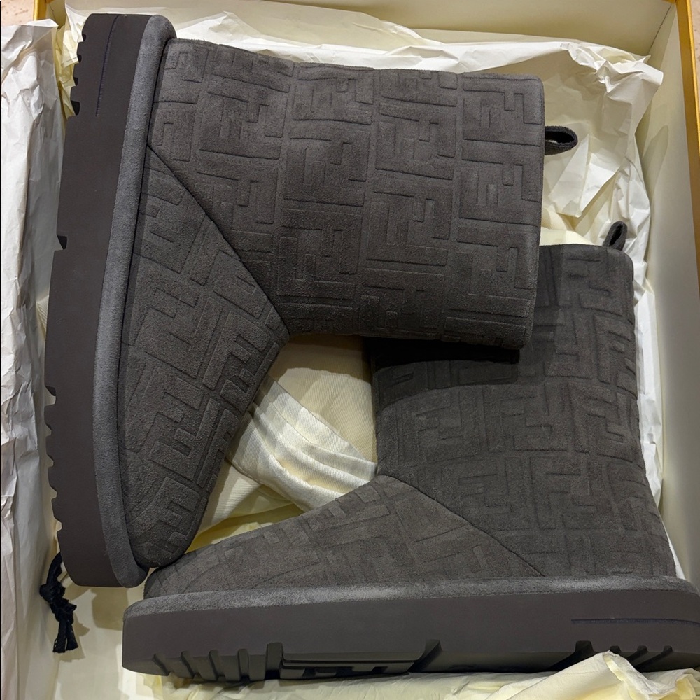 Fendi Black and Gray Suede Boots